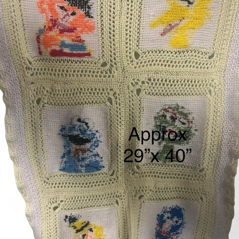 VINTAGE 1970s knitted Sesame Street‎ afghan blanket 29X40 HANDMADE